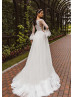 Long Sleeves Ivory Lace Tulle Bohemian Wedding Dress